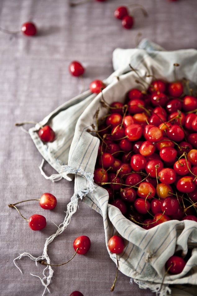 cerises fruits