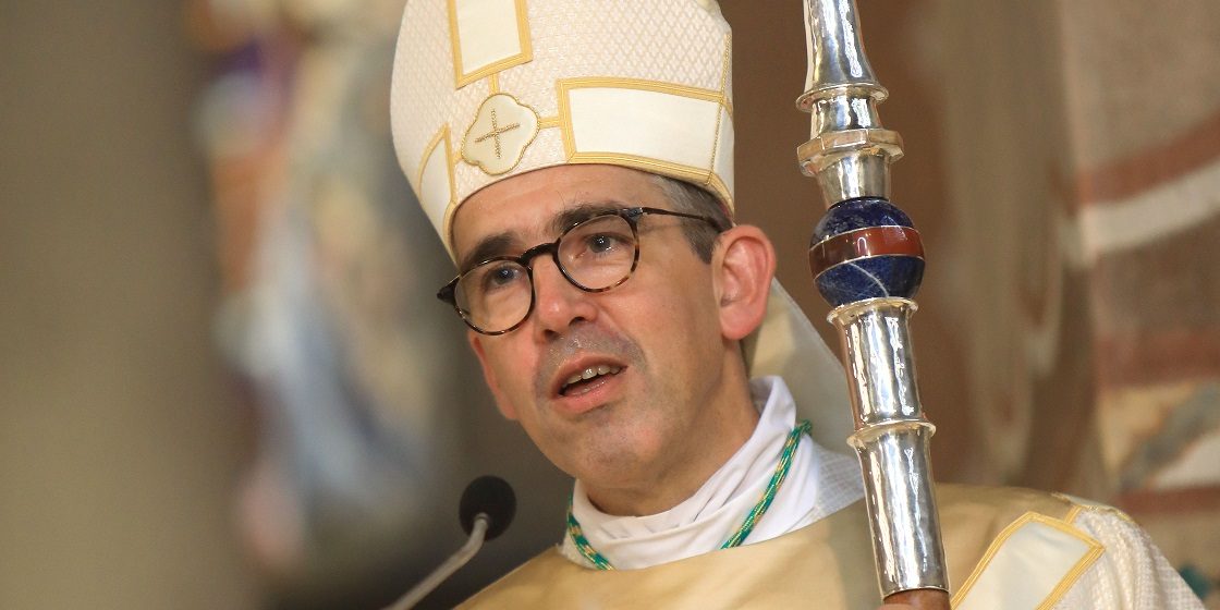 mgr rougé eveque nanterre crosse